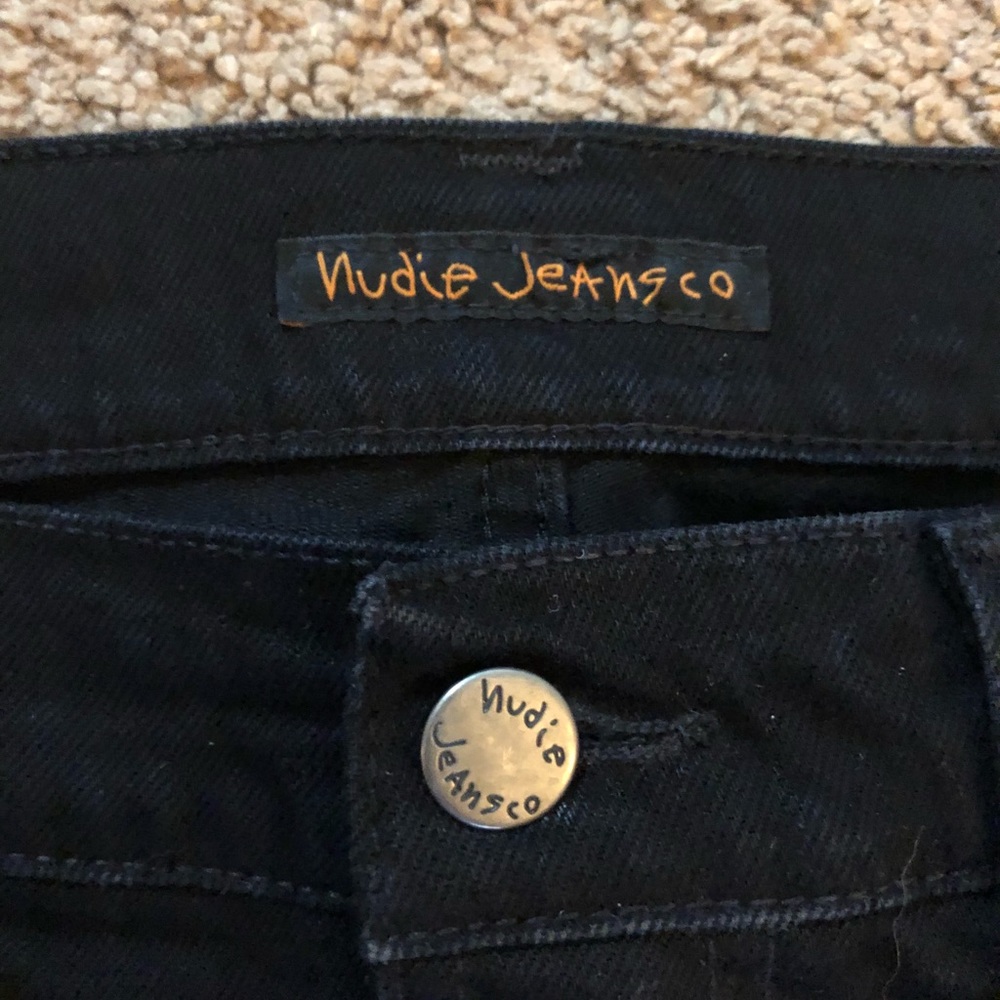 Nudie jeans. Distressed Lean Dean